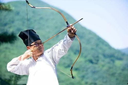 弓箭成人制作过程视频,从选材到成品，一窥传统技艺的精湛